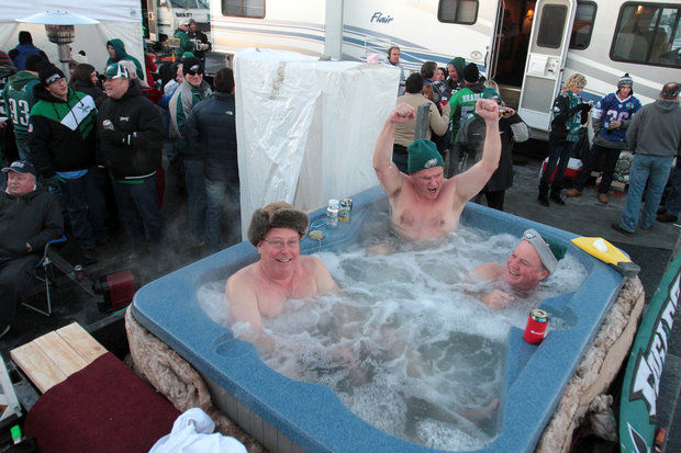 Eagles fans tailgate in a hot tub