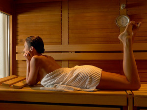 10 Reasons to Own a Home Sauna